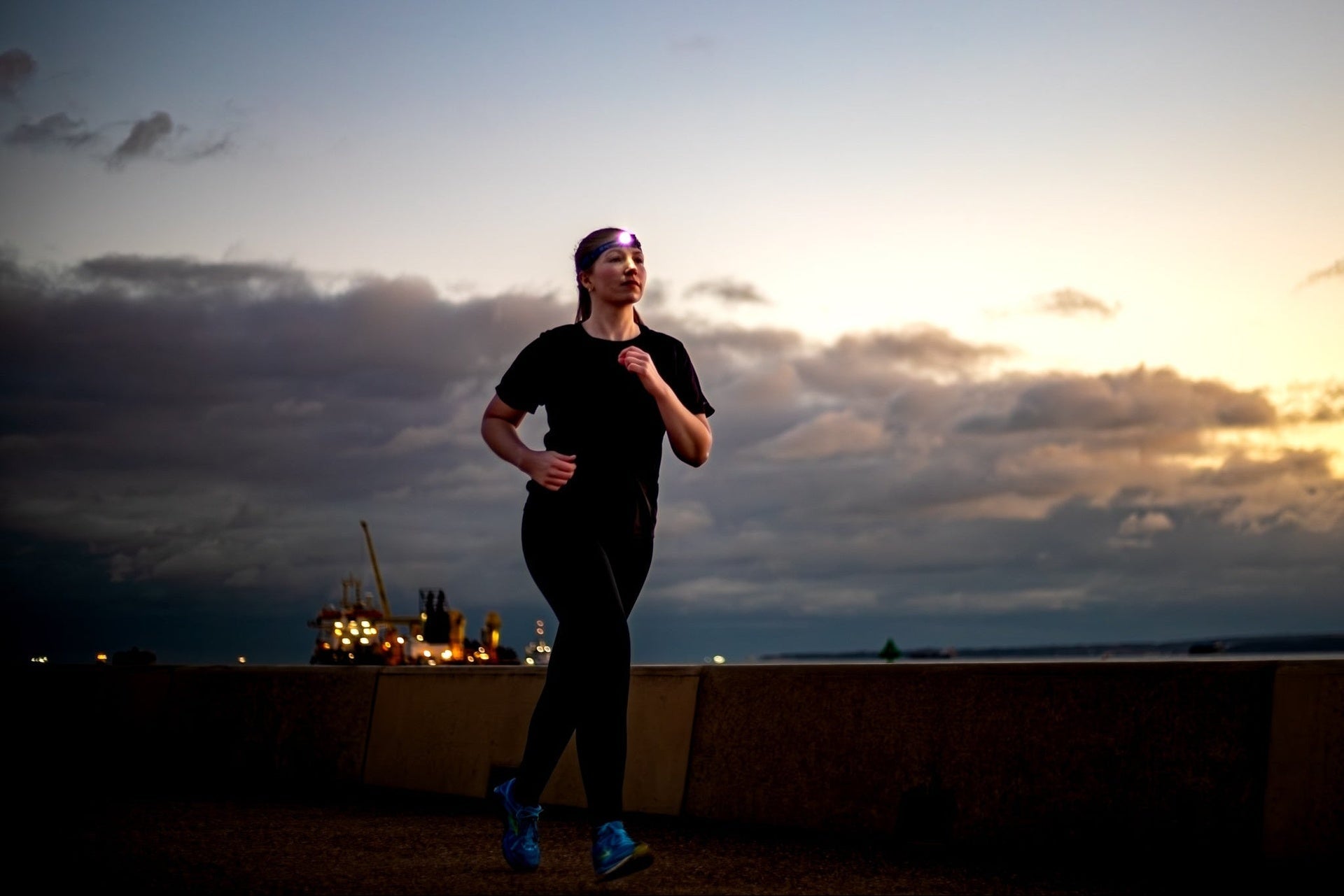 RunSafe | 500 Lumen | Leichte, wiederaufladbare Stirnlampe
