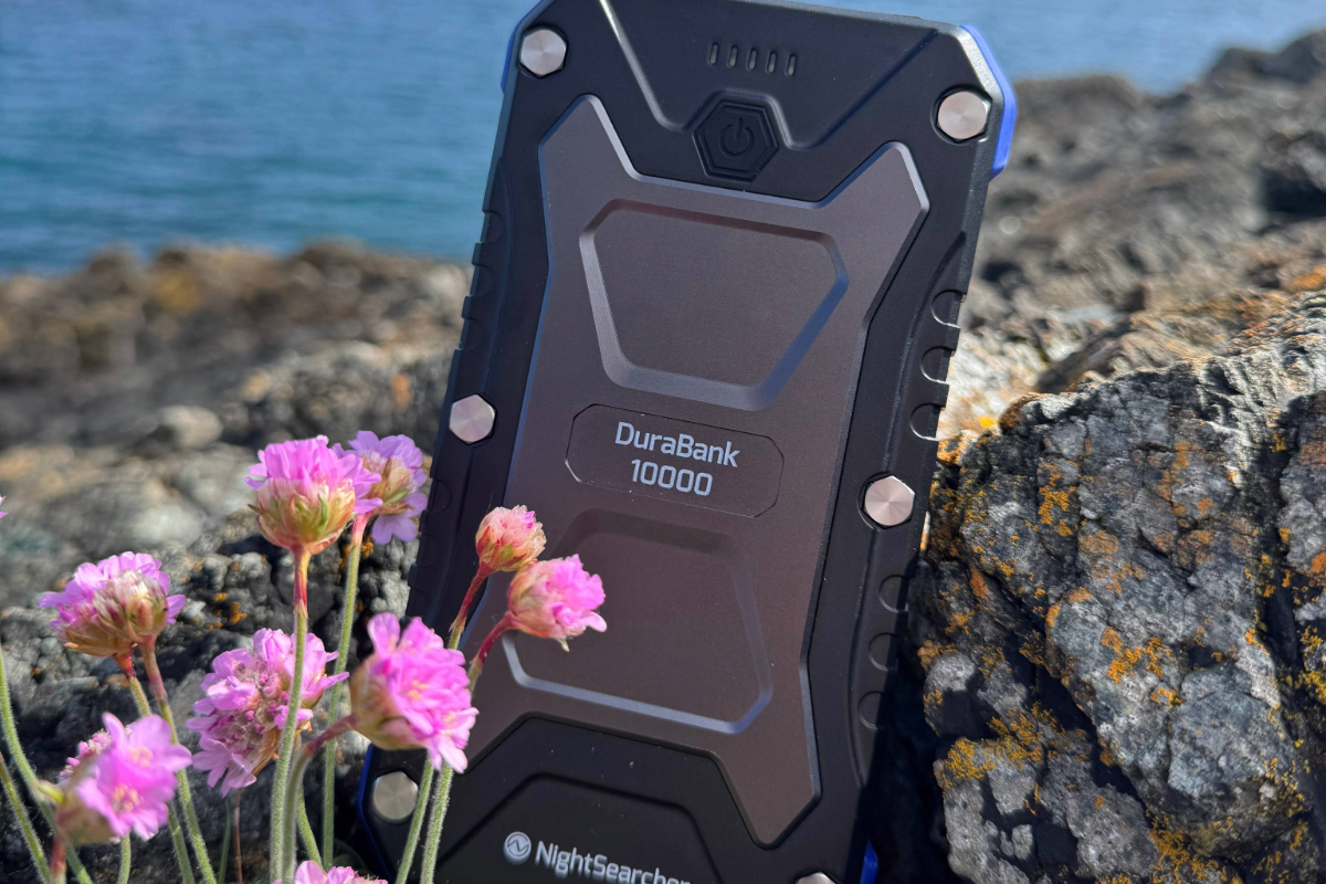 DuraBank 10000 | 10000mAh | Rugged Wireless Charging Power Bank