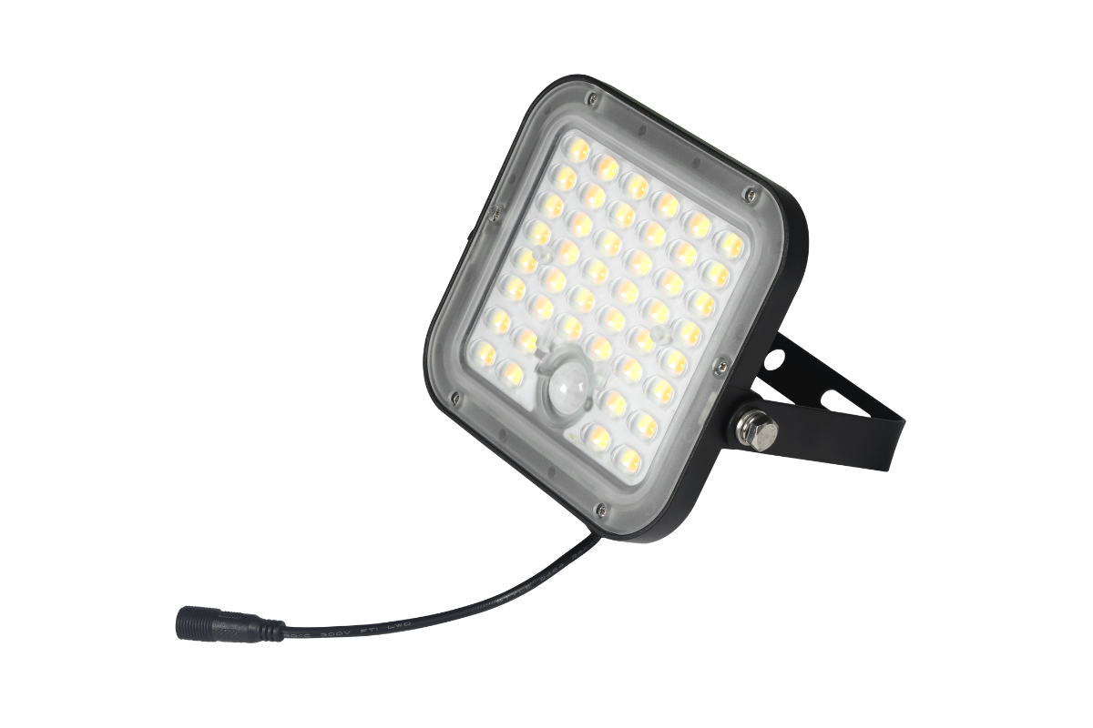 NexSun Cypress | 1500 Lumen | Kompakte, solarbetriebene Flächenleuchte