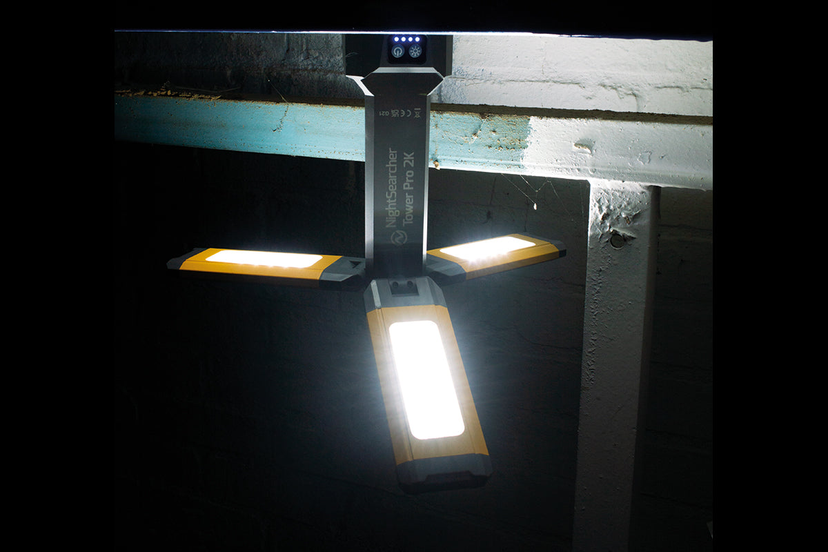 Tower Pro 2K | 2000 Lumen | Wiederaufladbare Arbeitsleuchte